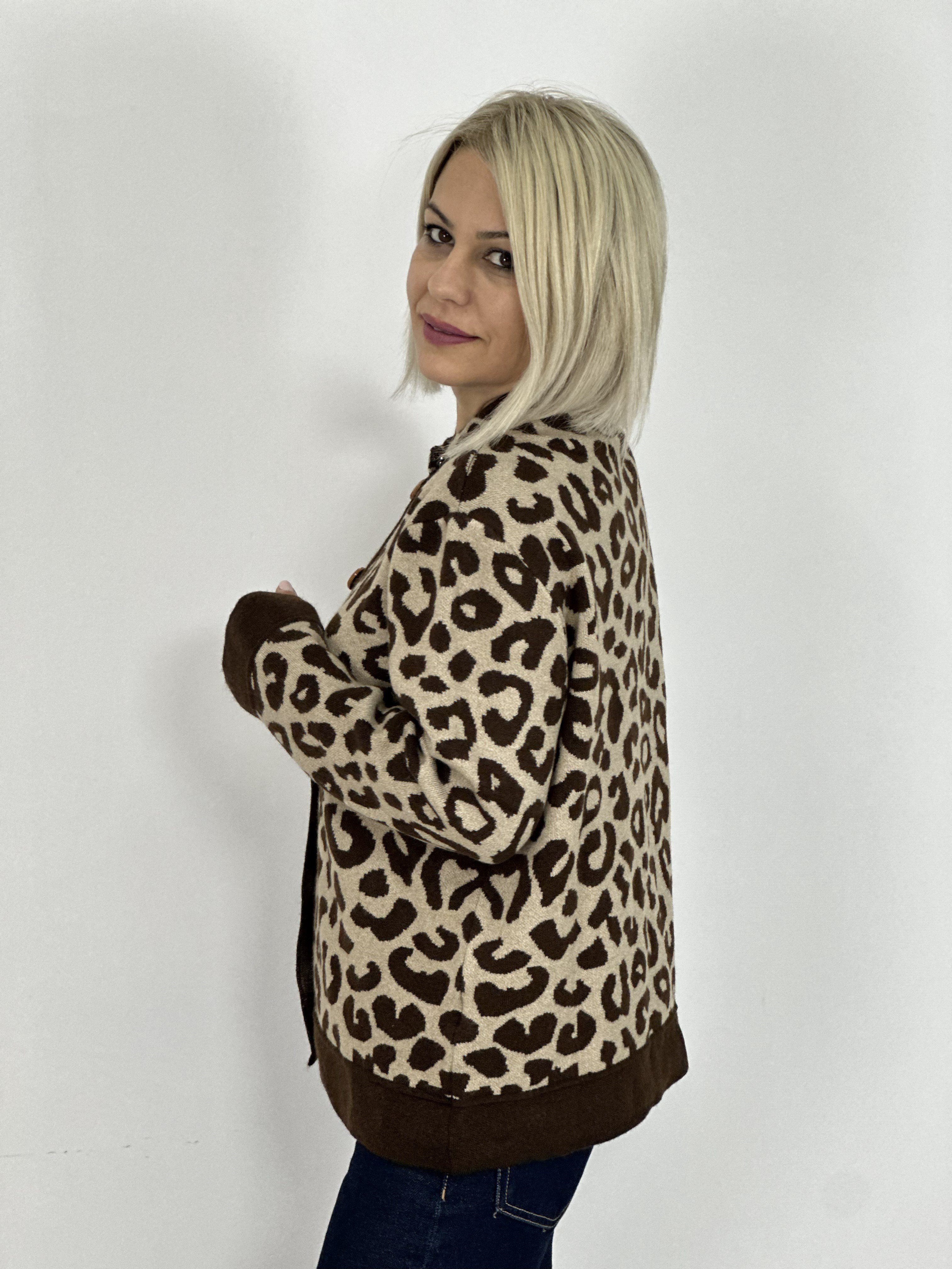1127 GENİŞ PATLI, AHŞAP DÜĞME, LEOPAR DESEN HIRKA
