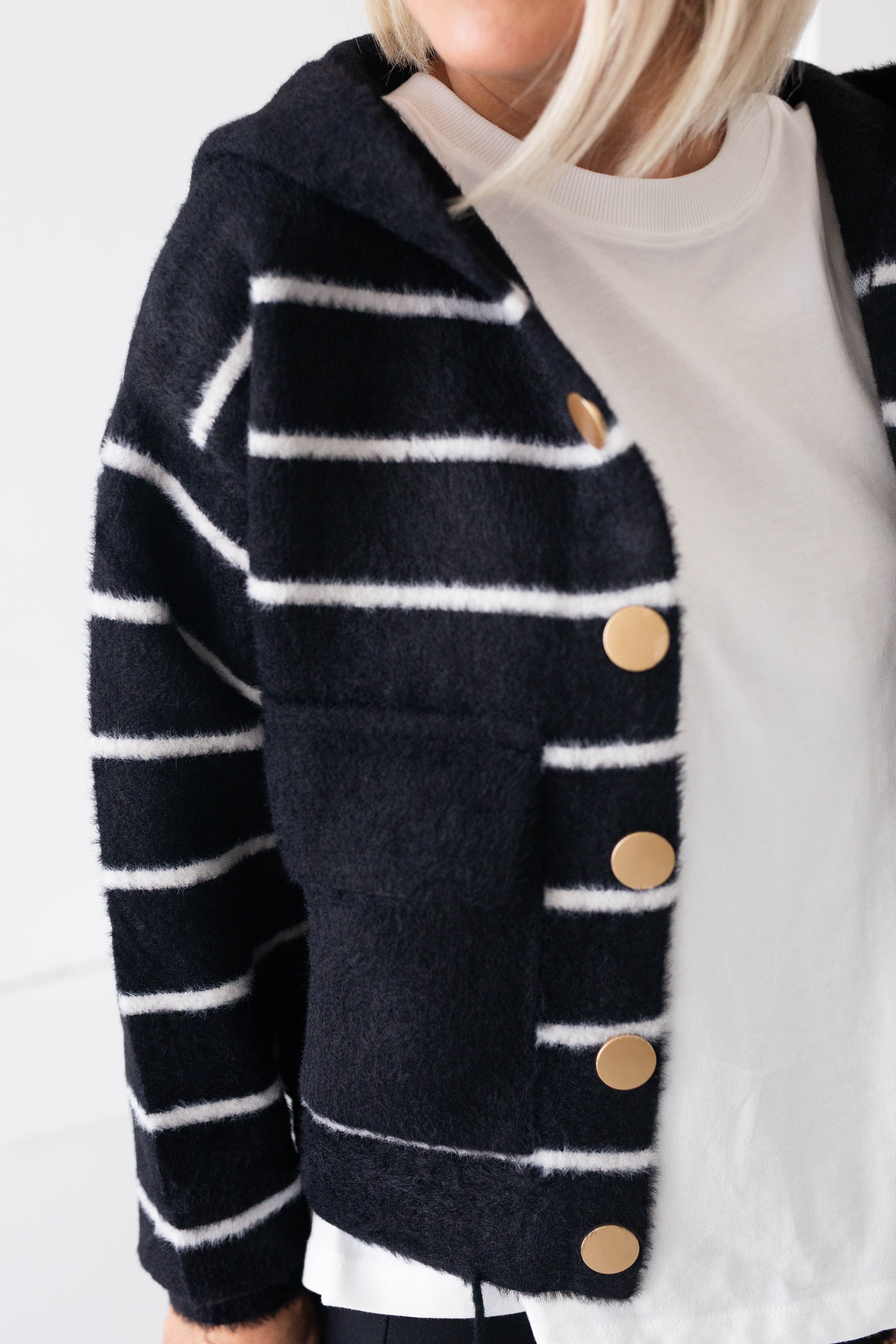 3761 ANGORA, KAPŞONLU, İRİ CEPLİ, ÇİZGİLİ, BOMBER HIRKA