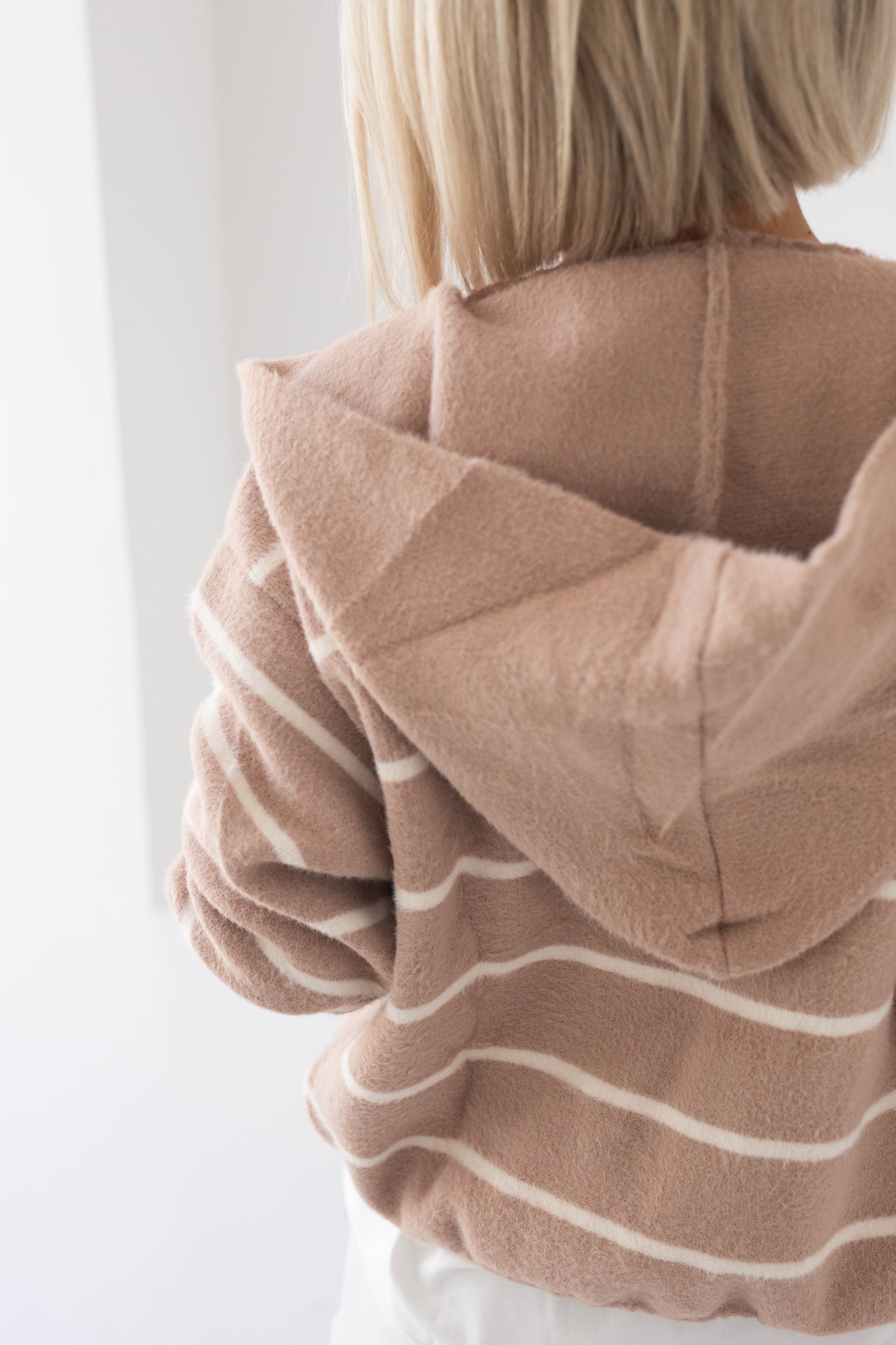 3761 ANGORA, KAPŞONLU, İRİ CEPLİ, ÇİZGİLİ, BOMBER HIRKA
