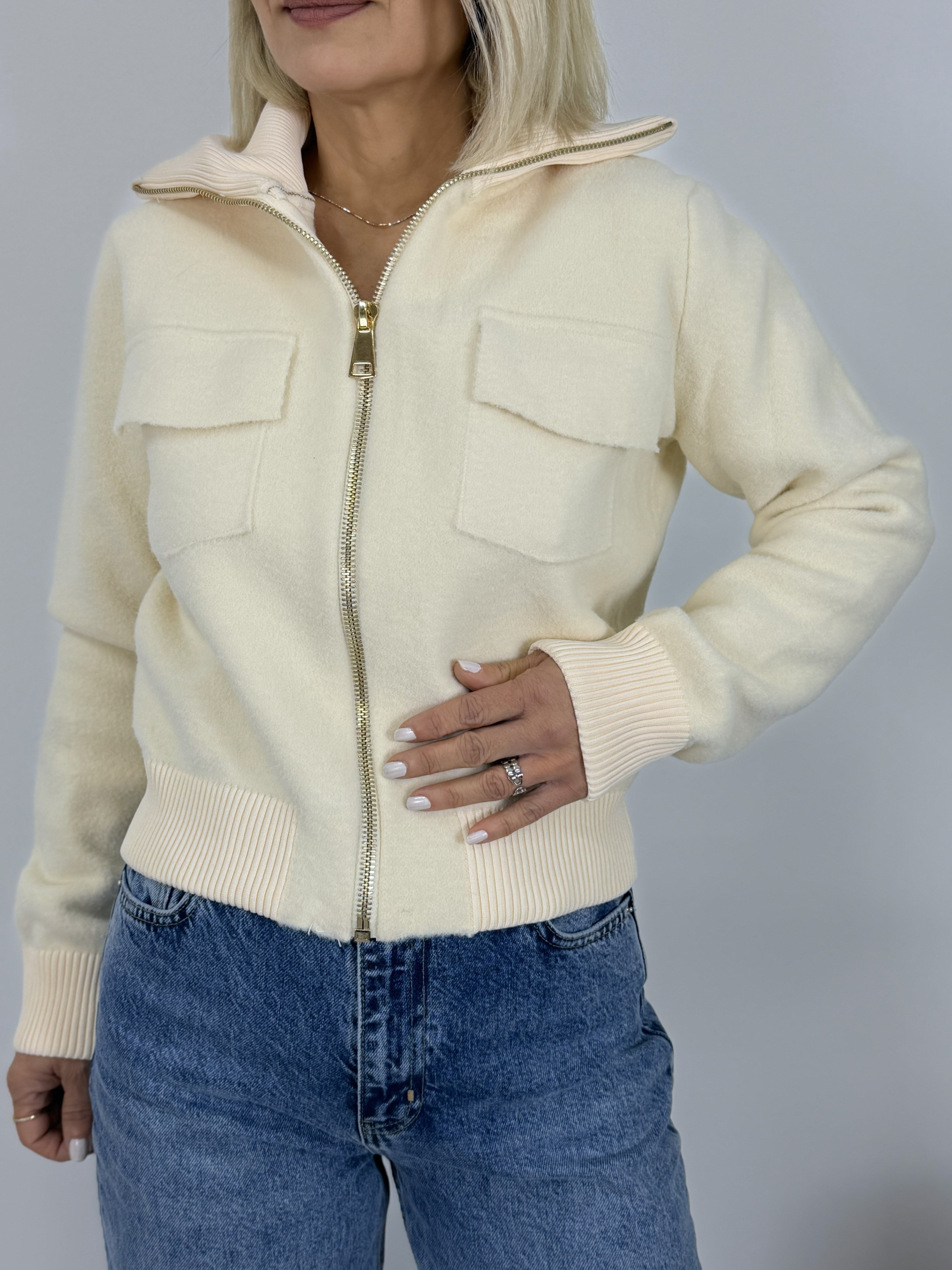 5421 DİK YAKA, FERMUARLI, CEP KAPAKLI, ANGORA HIRKA