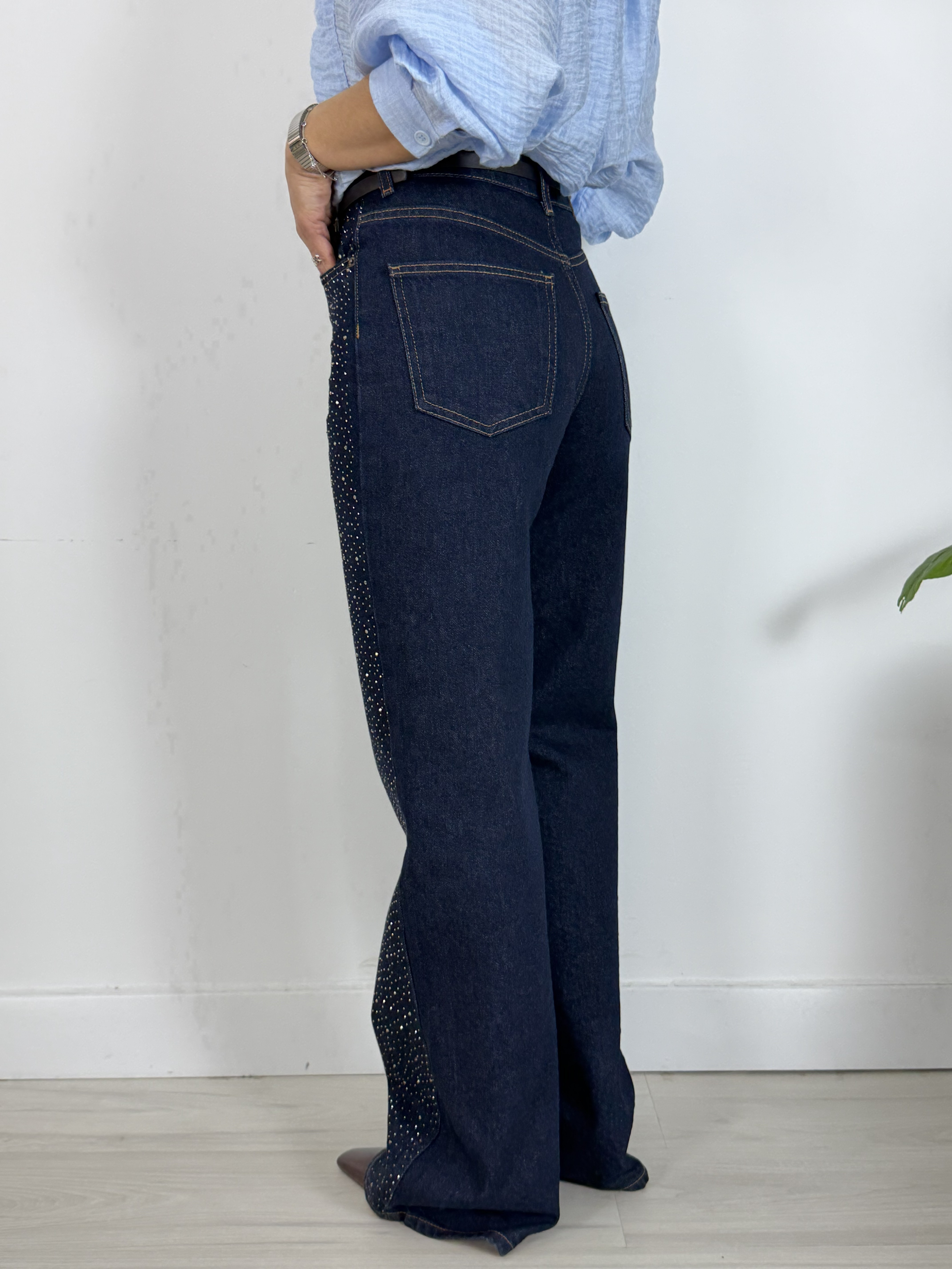 7714-T Taşlı, Wideleg Kalıp Jean Pantolon