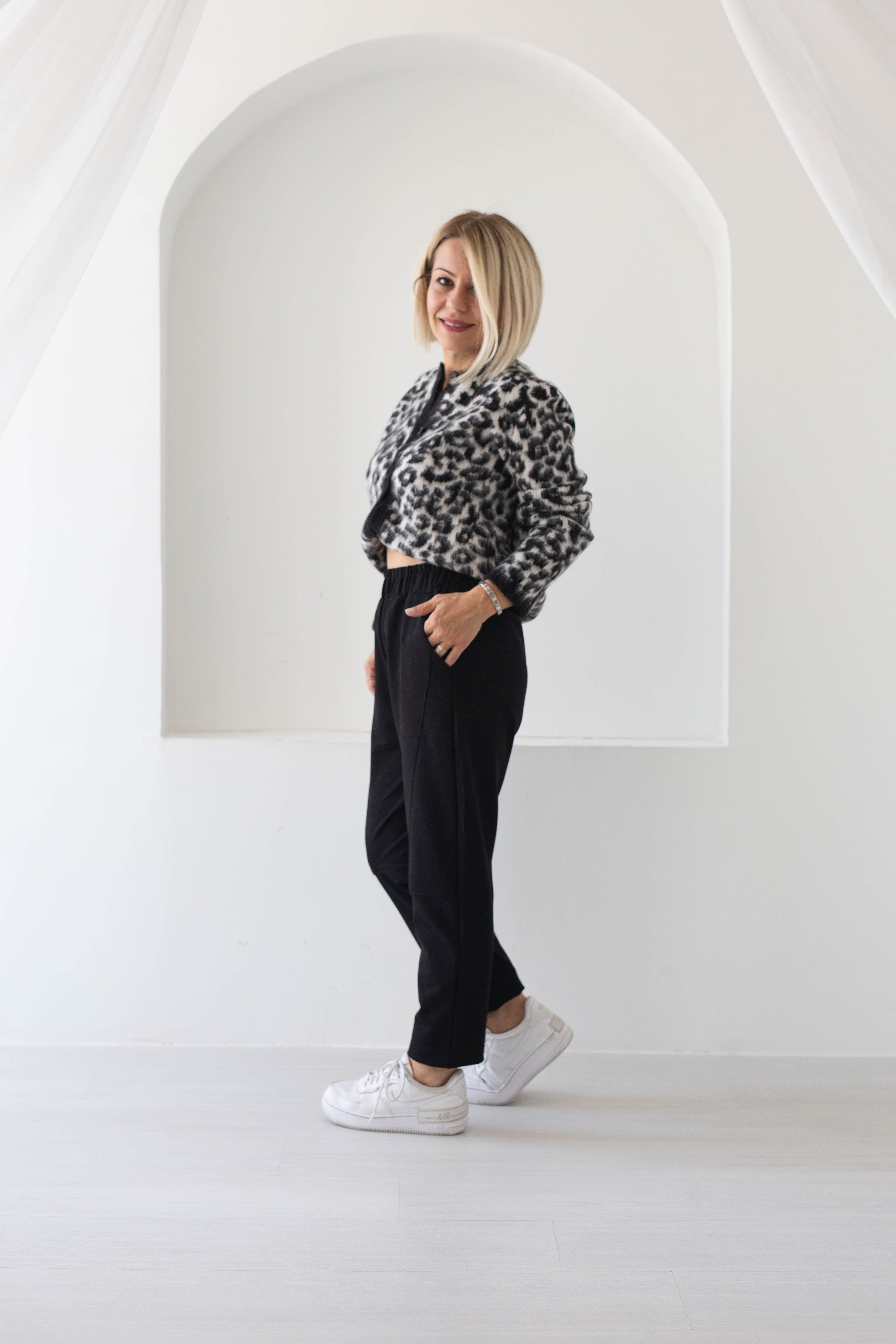 9019 DİKİŞ DETAY 2 İPLİK JOGGER PANTOLON