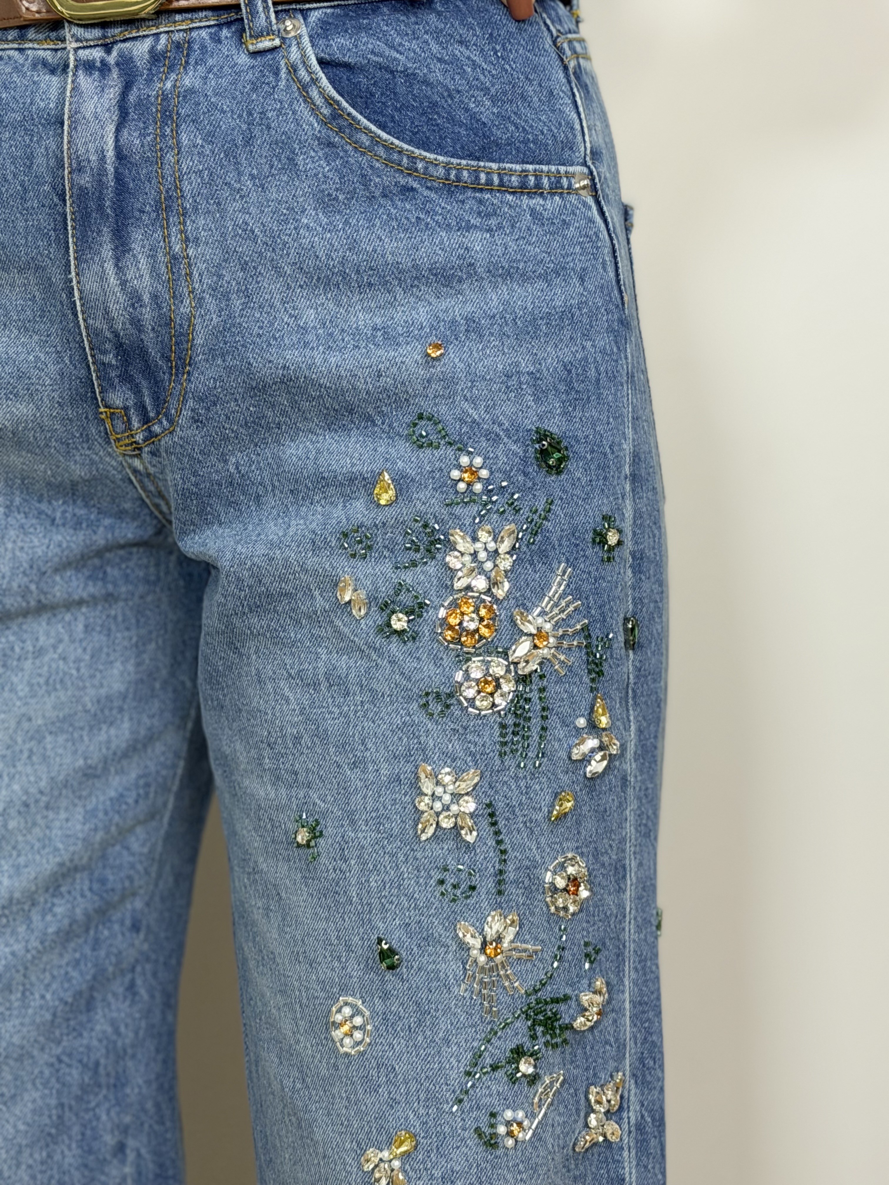 9084 Taş Çakımlı, Baggy Jean