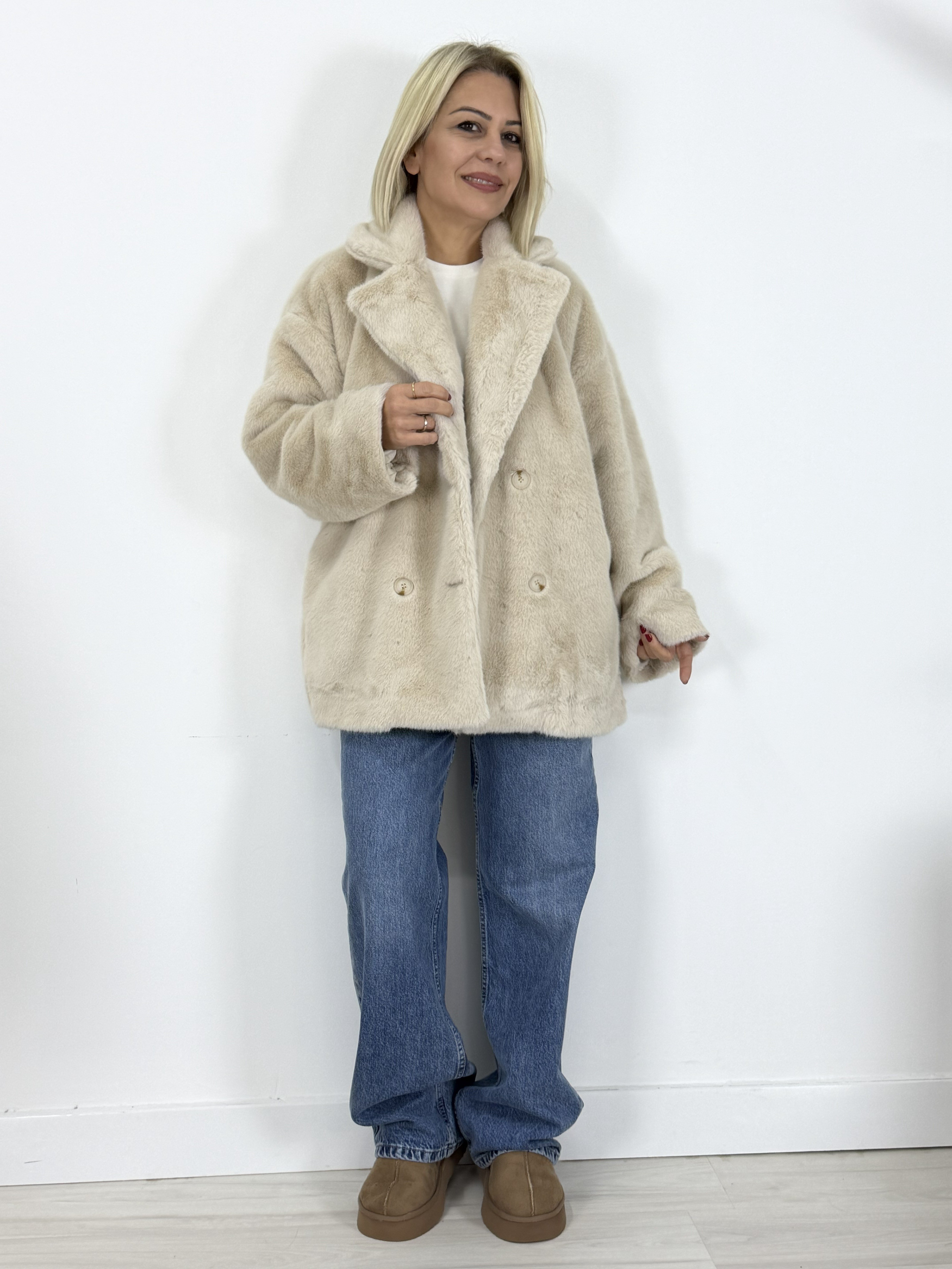 9621 KRUVAZE YAKA, 4 DÜĞME, PELUŞ KABAN