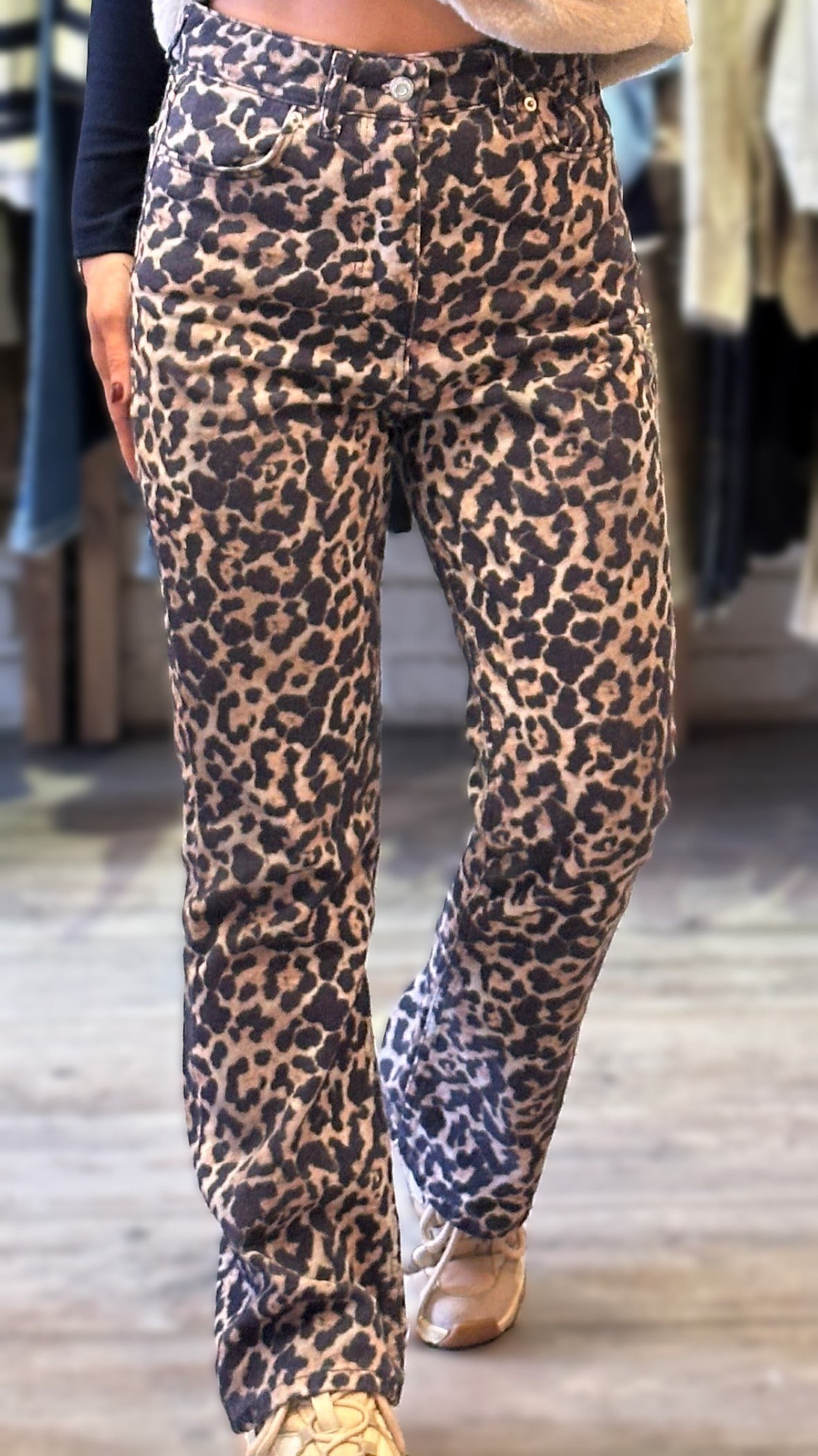 LEOPAR KESİN PAÇA JEAN PANTOLON 520L