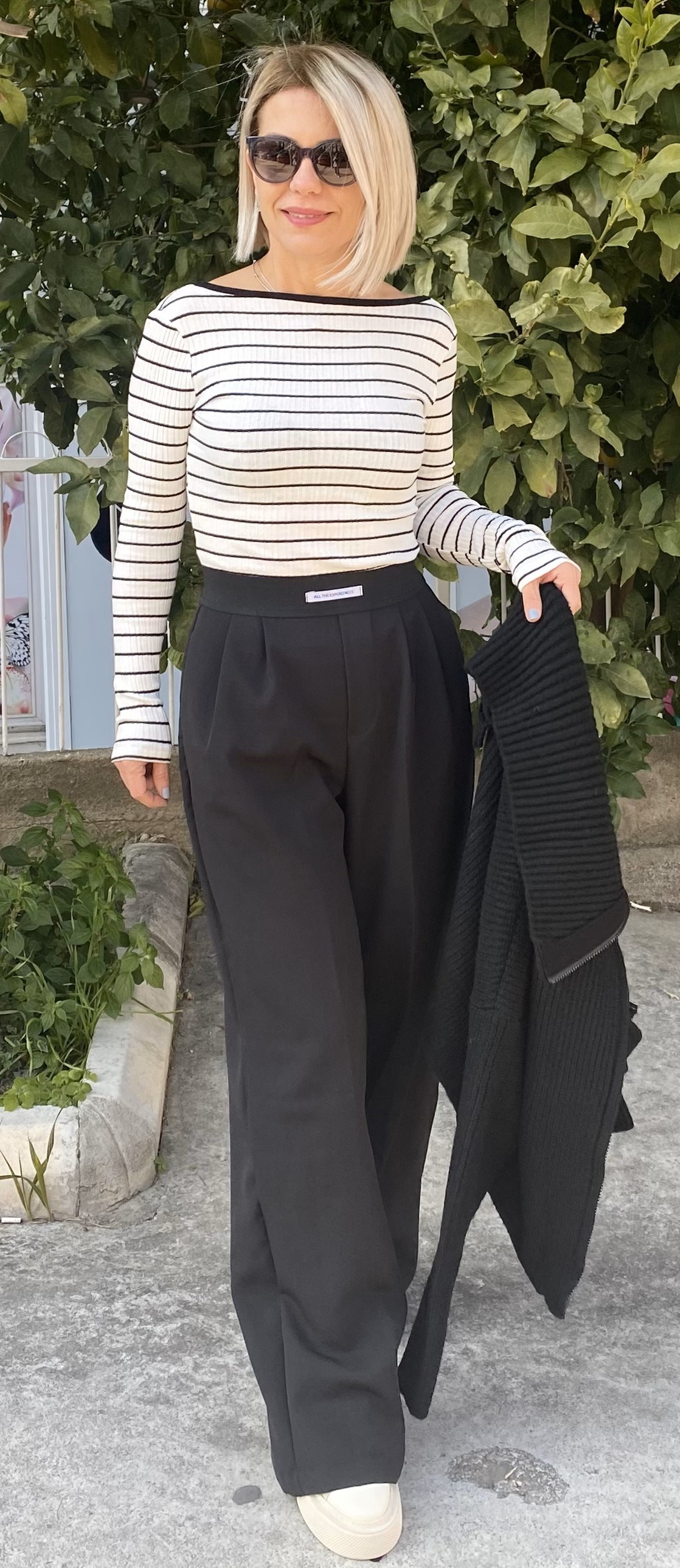 SIRT DEKOLTE ÇİZGİLİ BLUZ 282