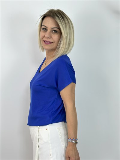 001 V YAKA BASİC TSHİRT
