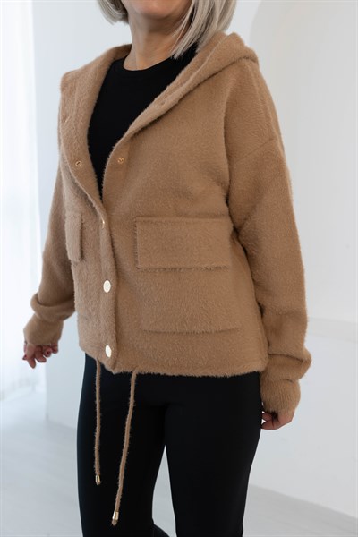 002 ANGORA, KAPŞONLU, BEL BOY HIRKA