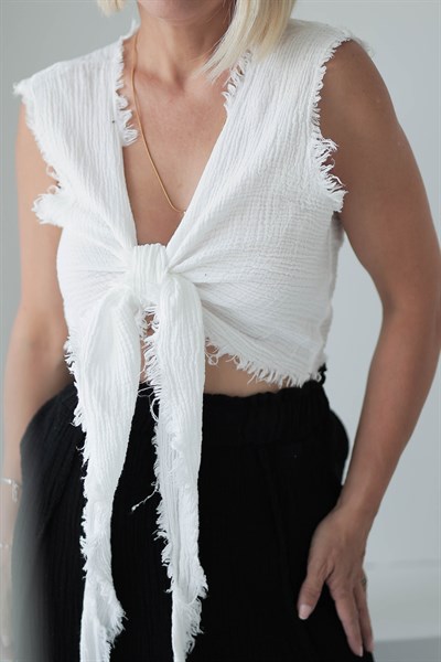 006 FOÇA KOLSUZ BAĞLAMALI MÜSLİN CROP BLUZ