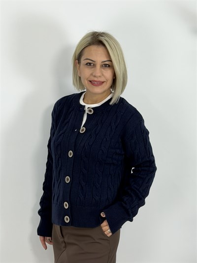 1030 SAÇ ÖRGÜ DÜĞMELİ HIRKA