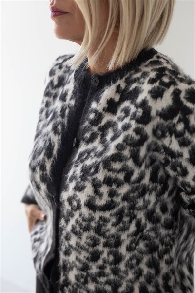 1070 LEOPAR DESEN ŞARDONLU HIRKA