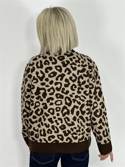 1127 GENİŞ PATLI, AHŞAP DÜĞME, LEOPAR DESEN HIRKA