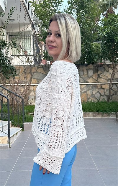 427 KAYIK YAKA PONPON DESEN MERSERİZE TRİKO