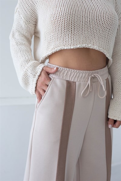 439 SELANİK ÖRGÜ CROP TRİKO