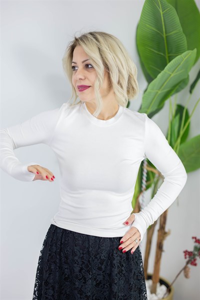5068 PARMAK GEÇME DETAY, BİS YAKA BLUZ