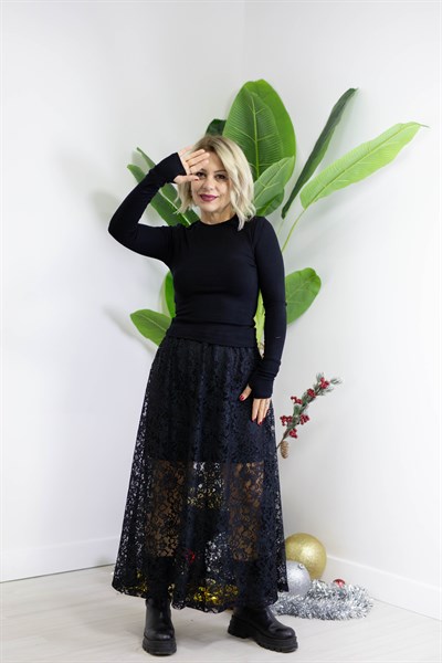 5068 PARMAK GEÇME DETAY, BİS YAKA BLUZ