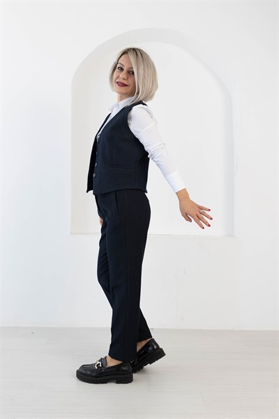 5087 FLATOLU HAVUÇ KESİM PANTOLON-YELEK TAKIM