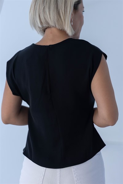 6323 YAKA PİLE DETAY SIRT PENCERE SATEN BLUZ