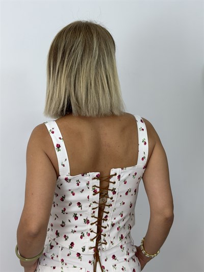 8355 Gül Desenli, Sırt Bağcıklı Crop, Bol Paça Pantolon Takım
