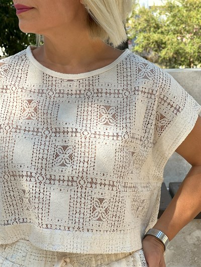 9711 DANTEL, BİSİKLET YAKA, CROP BLUZ