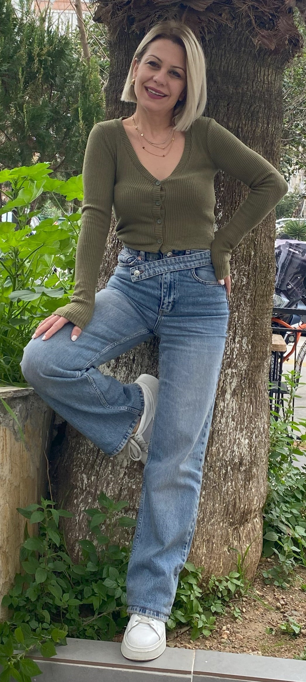 298 V YAKA CROP HIRKA