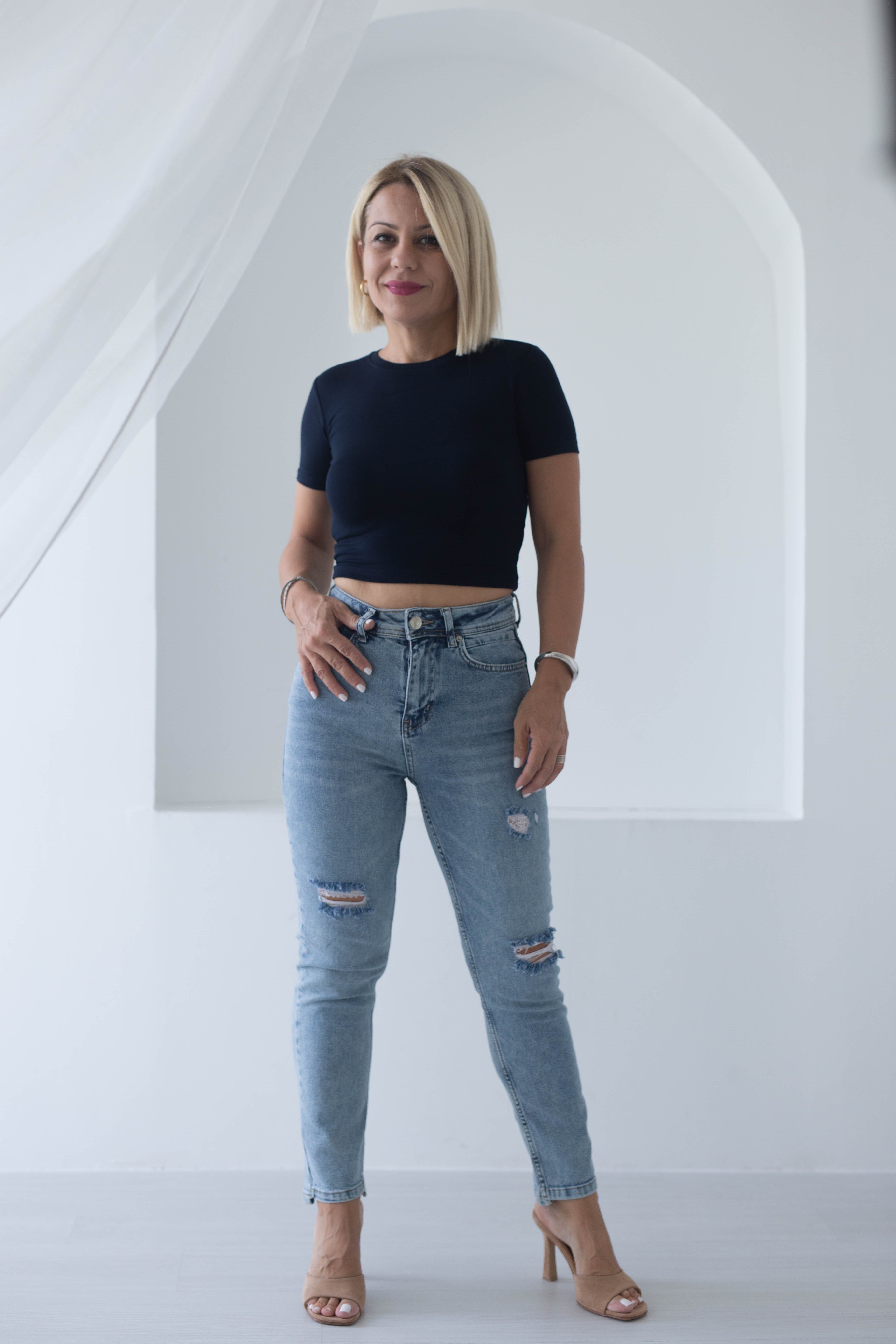 6137 BİSİKLET YAKA MODAL KISA KOL CROP