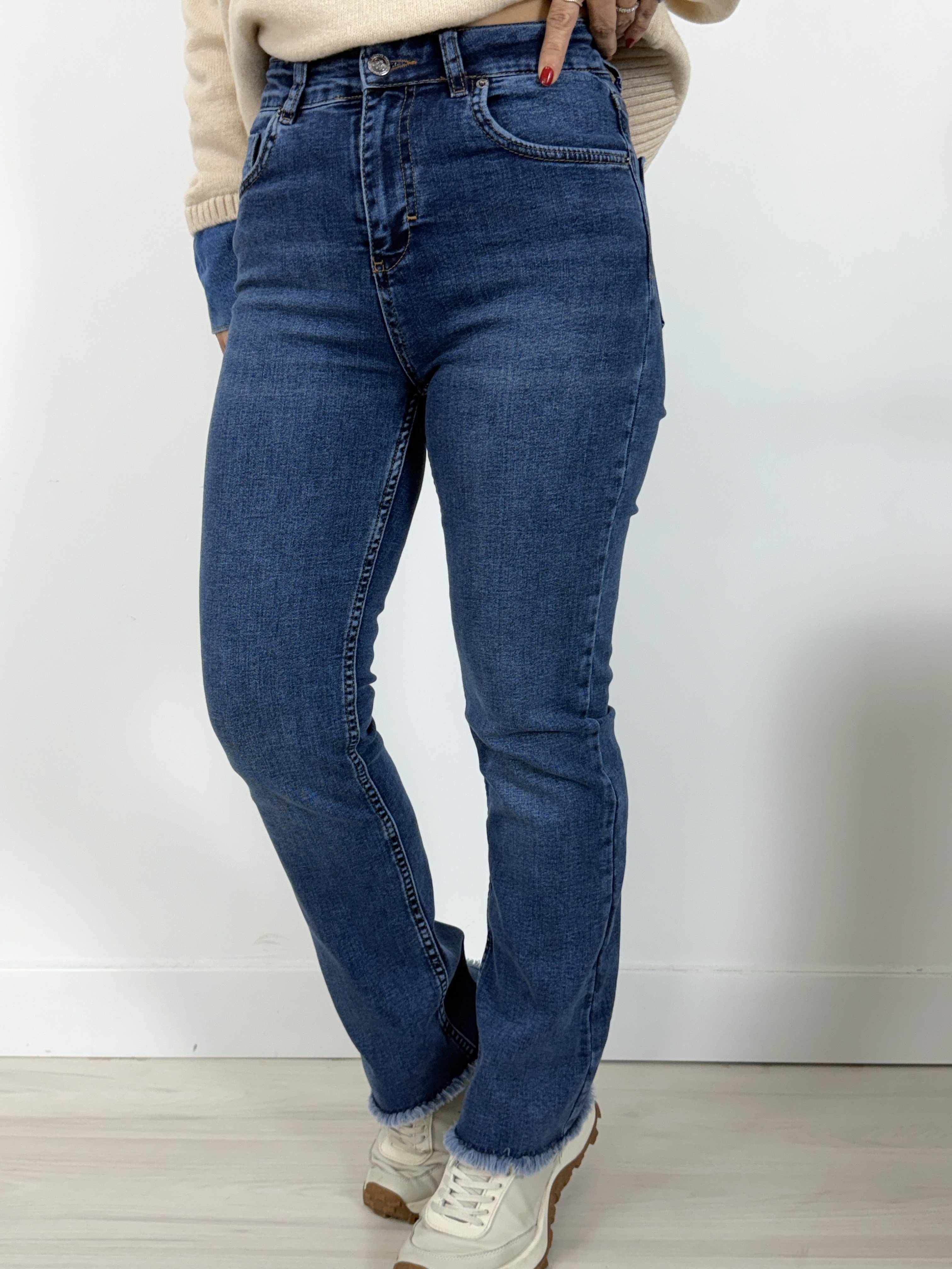 7403 PAÇA PÜSKÜLLÜ MİNİ FLARE JEAN