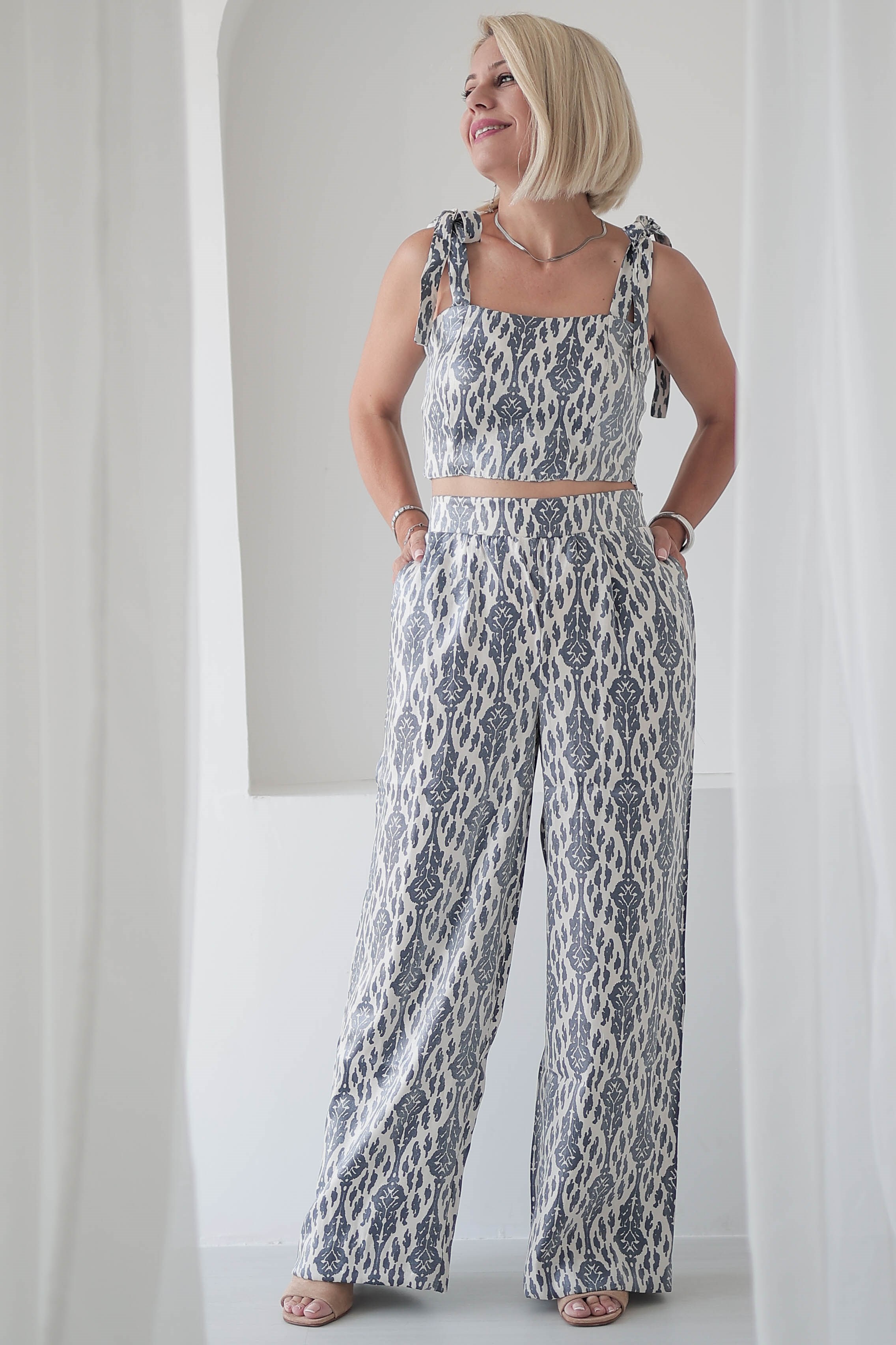 9154 DESENLİ SATEN CROP PANTOLON TAKIM