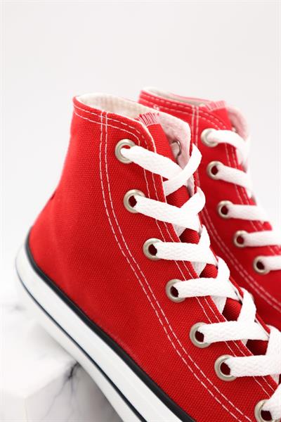 Kırmızı Boğazlı Ayakkabı