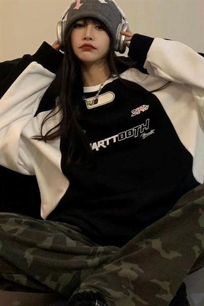 Siyah Y2K Streetwear Smarttooth Baskılı Bisiklet Yaka Sweatshirt