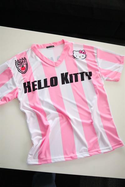 Pembe Beyaz V Yaka Çubuklu Jersey Hello Kitty T-Shirt