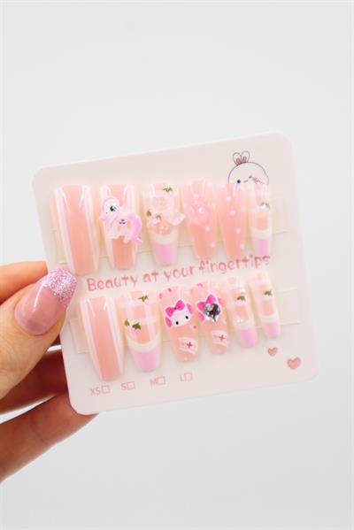 Pembe Tonlu Unicorn Nail Art 3D Takma Tırnak 