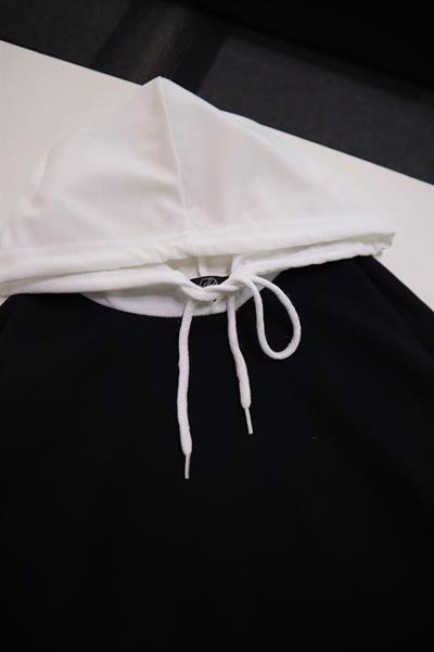 Siyah Beyaz Kapüşonlu  Sweatshirt