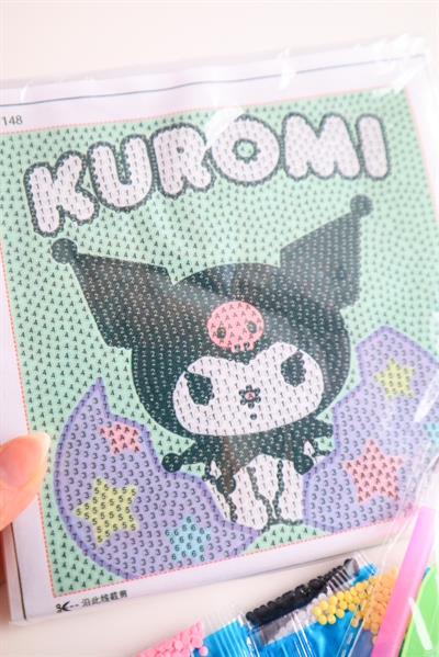 Yazılı Kuromi Rhinestone Painting-Taşlama Tablo Seti