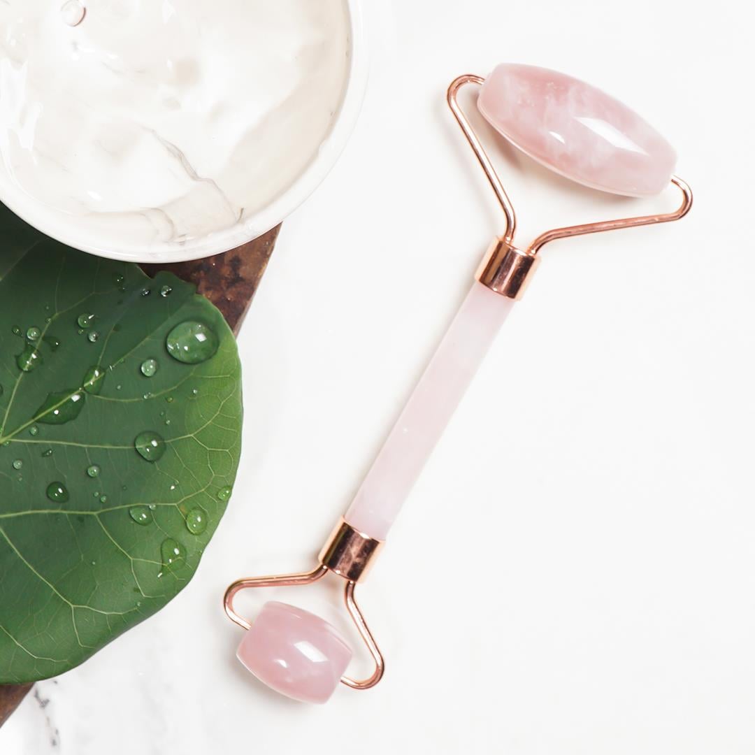 Pembe Kuvars Taşı Masaj Aleti (Face Roller)