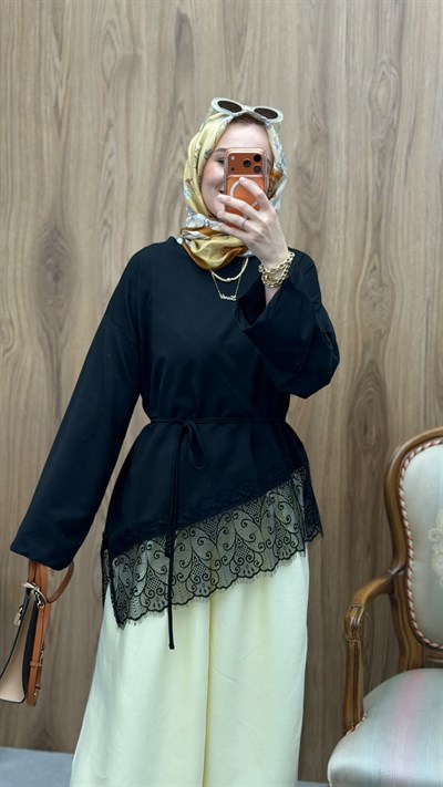 Eteği Fisto Detaylı Sweatshirt