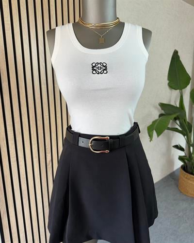 Beyaz önü nakışlı pamuklu body