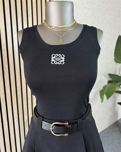 Siyah önü nakışlı pamuklu body