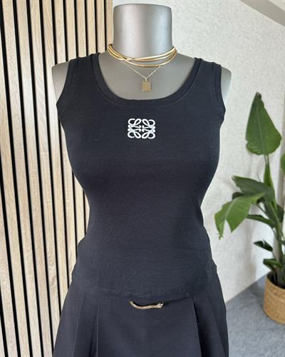 Siyah önü nakışlı pamuklu body