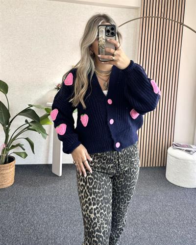 Lacivert Çilek Örme Detaylı Yün Hırka