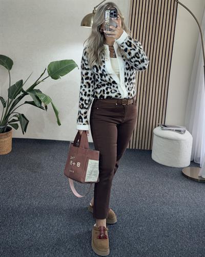 Leopar Beyaz Gold Düğmeli Yumoş Hırka