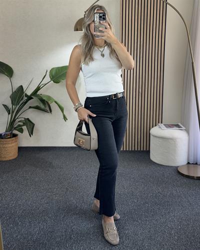 Siyah Orjinal Marka Etiketli Yüksek bel Vücudu toparlayan full likralı Boyfit jean Pantolon