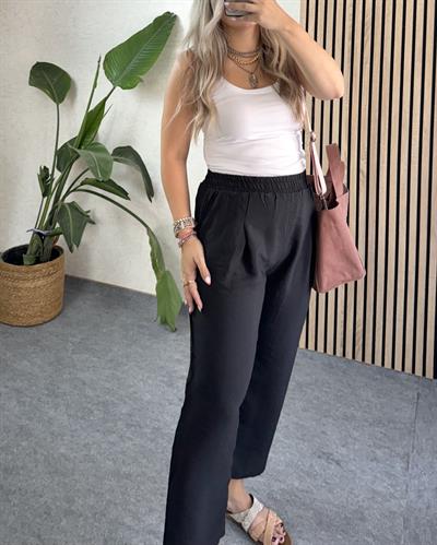 Siyah renk pileli beli lastikli cepli pantolon
