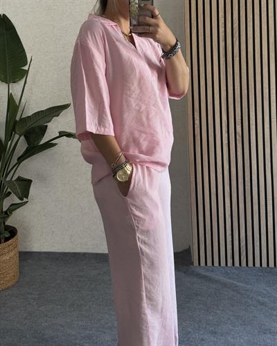 V yaka pembe beli lastikli alt-üst takım