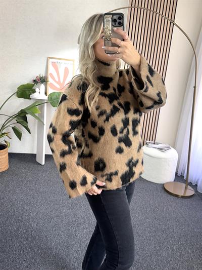 DİK YAKA LEOPAR TABA KAZAK