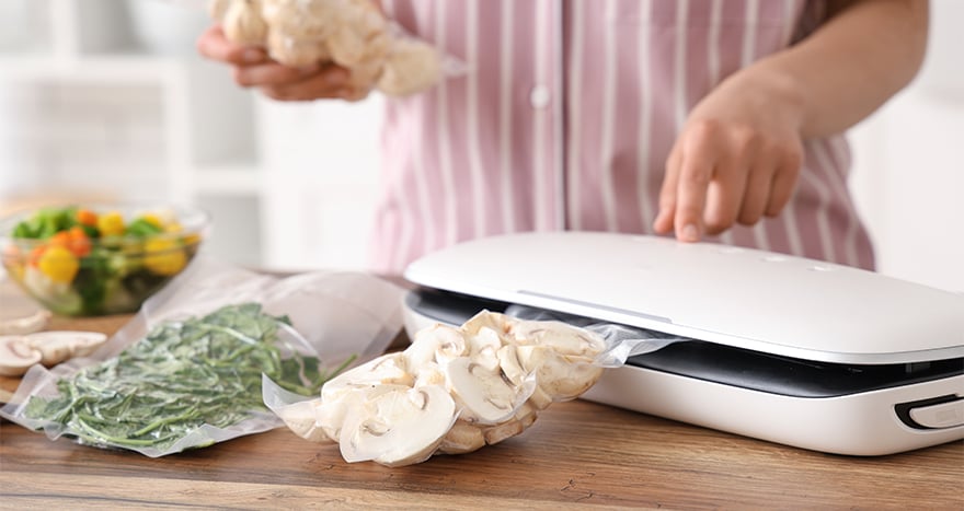 Vakum Makinesi Ne İşe Yarar? Et ve Gıdaları Uzun Süre Taze Tutma Sırları