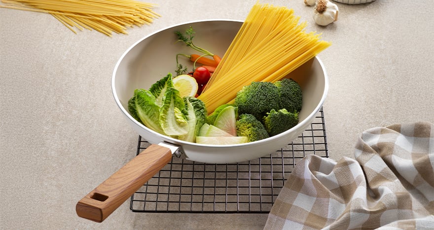 Wok Tavada Yüksek Ateşle Pişirmenin Püf Noktaları