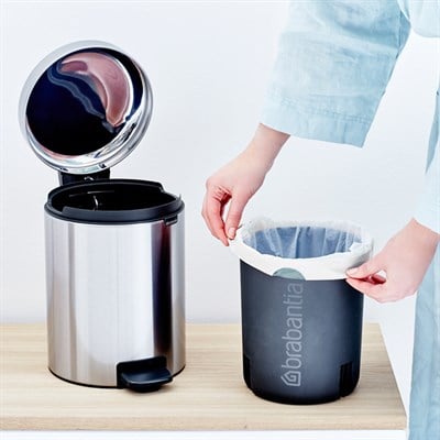 Brabantia Newicon Fpp Matt Steel Pedalli Çöp Kutusu 5 L (BRA 112102)