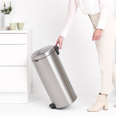 Brabantia Newicon Fpp Matt Steel Pedalli Çöp Kutusu 30 L (BRA 111822)