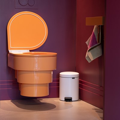 Brabantia Newicon White Pedalli Çöp Kutusu 5 L (BRA 112065)